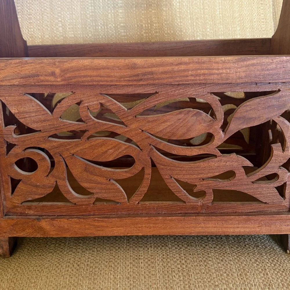 Vintage Hawaiian Wood Magazine Holder Rack Unique Hawaii Folds Flat - Picture 7 of 9